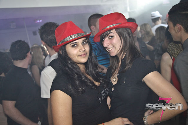 Cliquer pour voir l'image en taille réelle