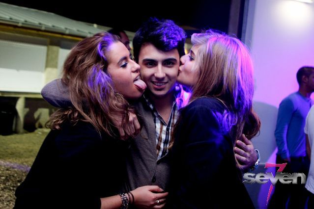 Cliquer pour voir l'image en taille réelle