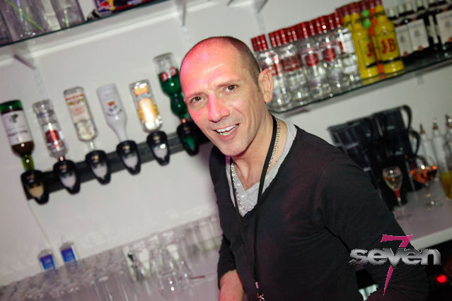 Cliquer pour voir l'image en taille réelle