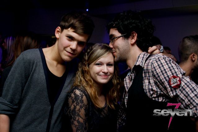 Cliquer pour voir l'image en taille réelle