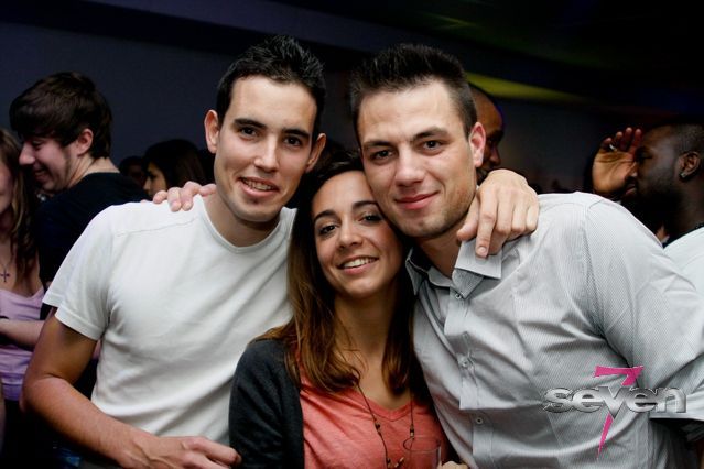 Cliquer pour voir l'image en taille réelle