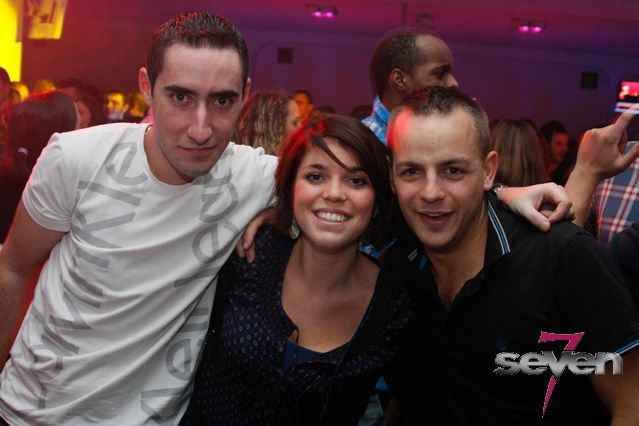 Cliquer pour voir l'image en taille réelle