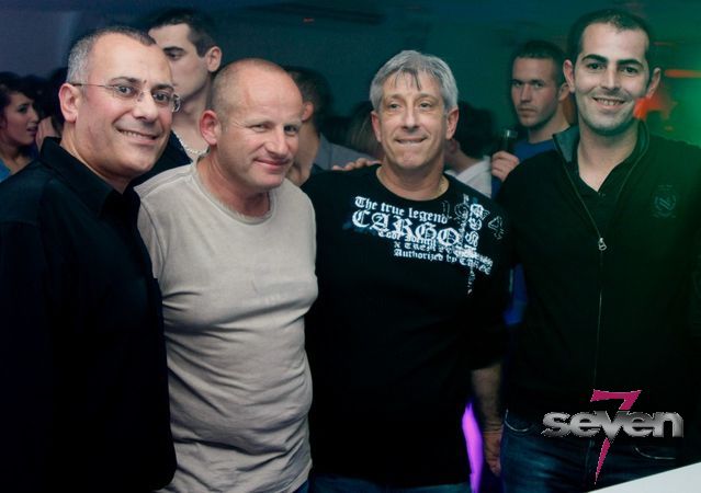 Cliquer pour voir l'image en taille réelle