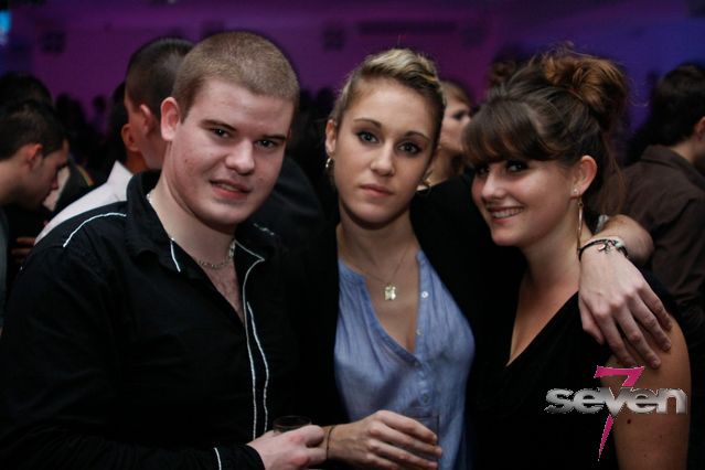 Cliquer pour voir l'image en taille réelle