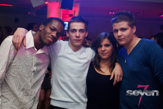 Cliquer pour voir l'image en taille réelle