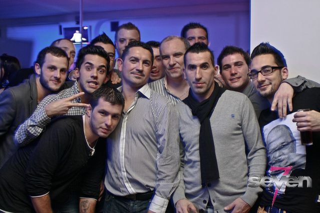 Cliquer pour voir l'image en taille réelle