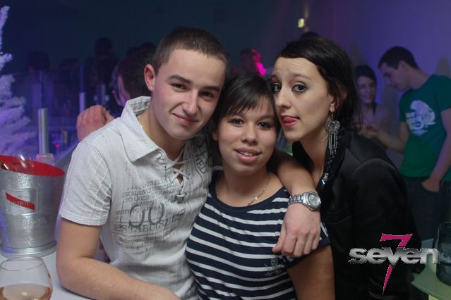 Cliquer pour voir l'image en taille réelle