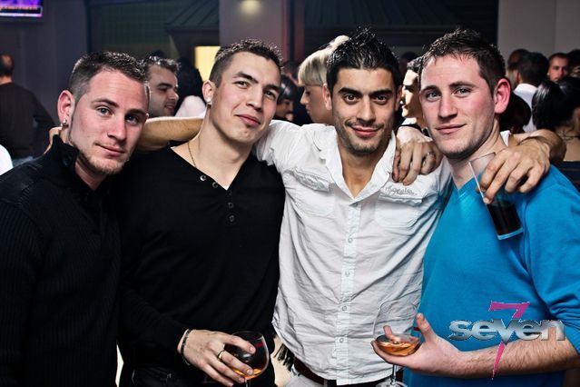 Cliquer pour voir l'image en taille réelle