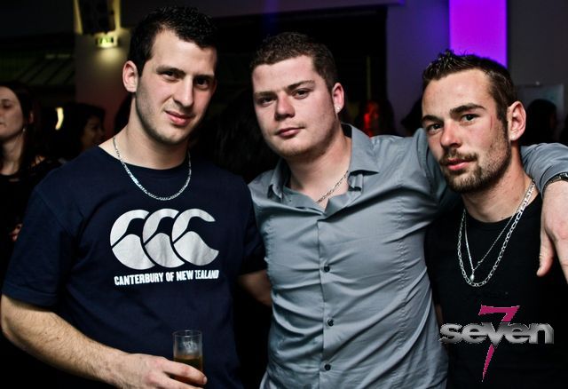 Cliquer pour voir l'image en taille réelle