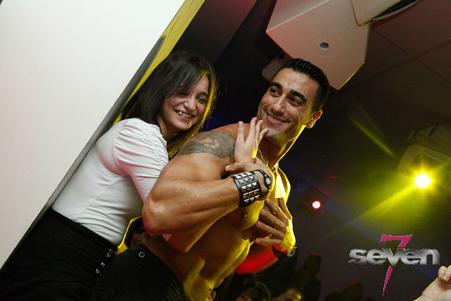 Cliquer pour voir l'image en taille réelle