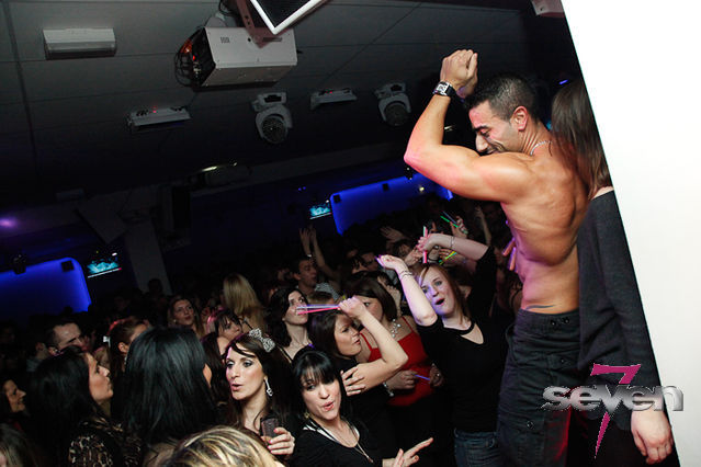 Cliquer pour voir l'image en taille réelle