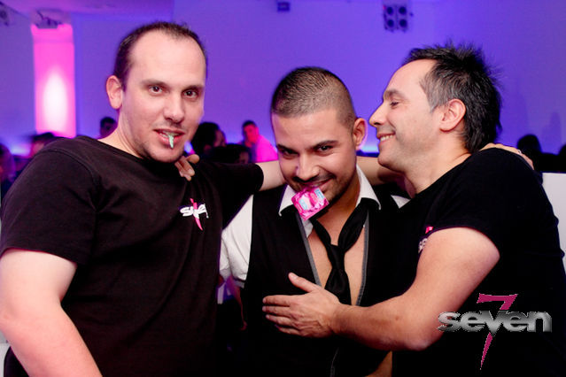 Cliquer pour voir l'image en taille réelle