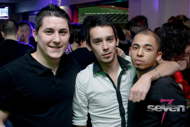 Cliquer pour voir l'image en taille réelle