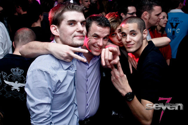 Cliquer pour voir l'image en taille réelle