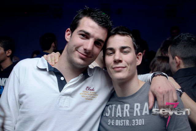 Cliquer pour voir l'image en taille réelle