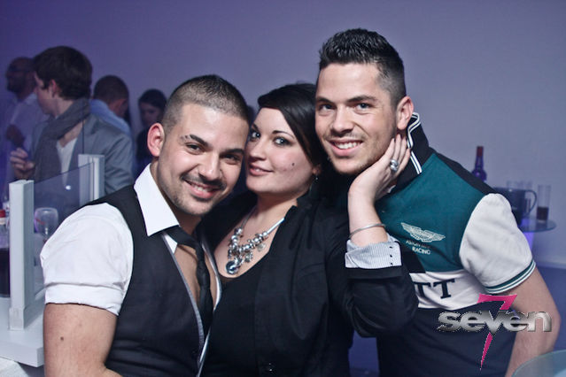 Cliquer pour voir l'image en taille réelle