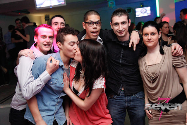 Cliquer pour voir l'image en taille réelle