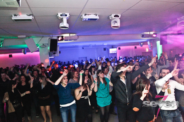 Cliquer pour voir l'image en taille réelle