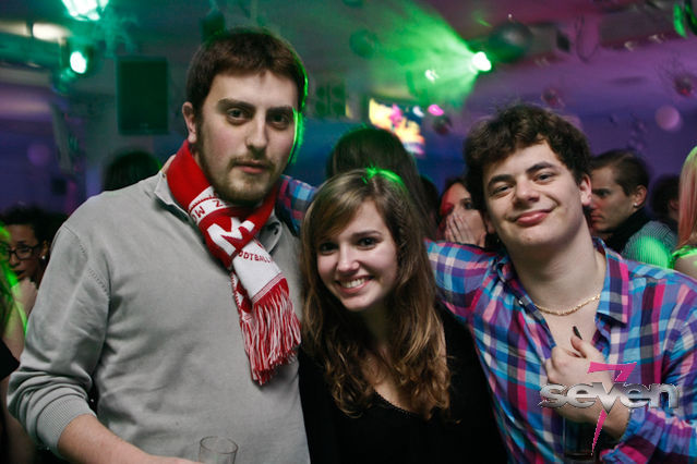 Cliquer pour voir l'image en taille réelle