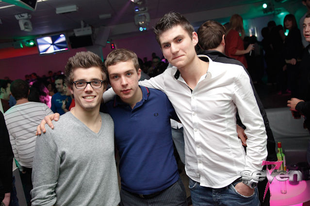 Cliquer pour voir l'image en taille réelle