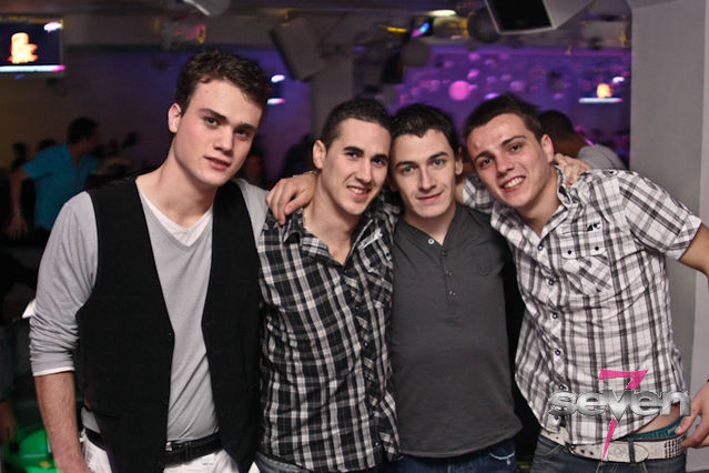 Cliquer pour voir l'image en taille réelle