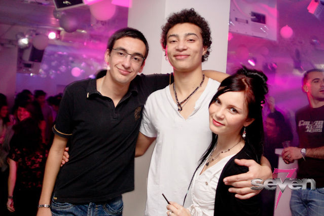 Cliquer pour voir l'image en taille réelle