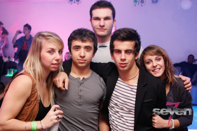 Cliquer pour voir l'image en taille réelle