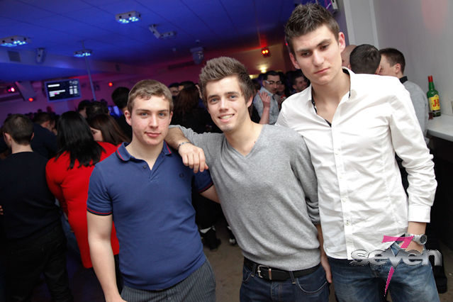 Cliquer pour voir l'image en taille réelle