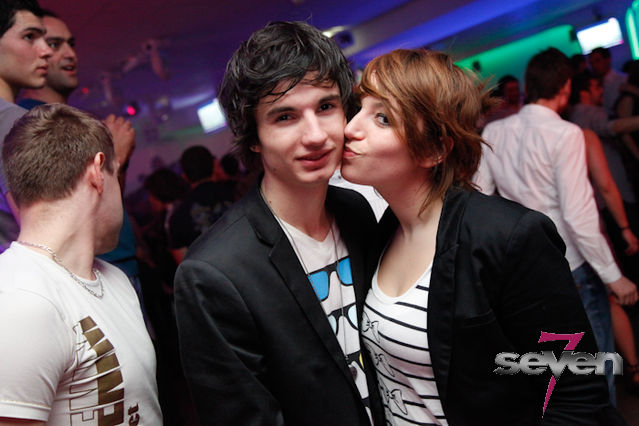 Cliquer pour voir l'image en taille réelle