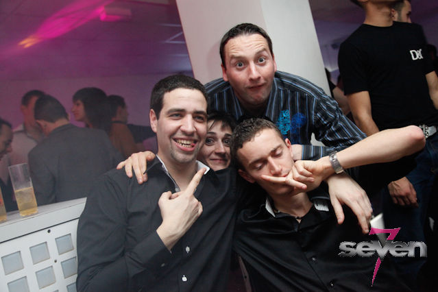 Cliquer pour voir l'image en taille réelle