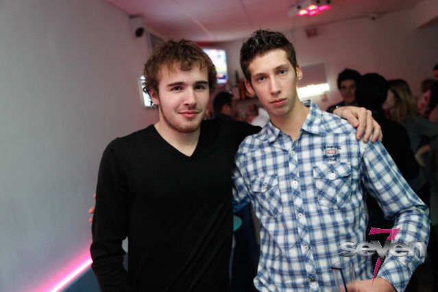 Cliquer pour voir l'image en taille réelle