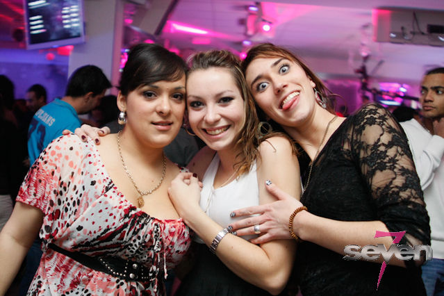 Cliquer pour voir l'image en taille réelle