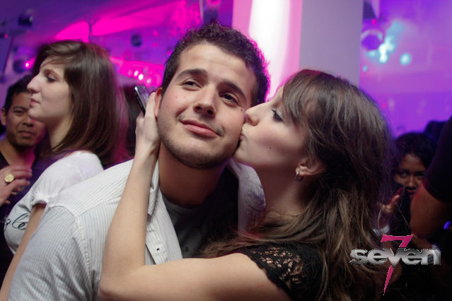 Cliquer pour voir l'image en taille réelle