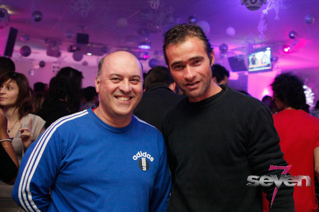 Cliquer pour voir l'image en taille réelle