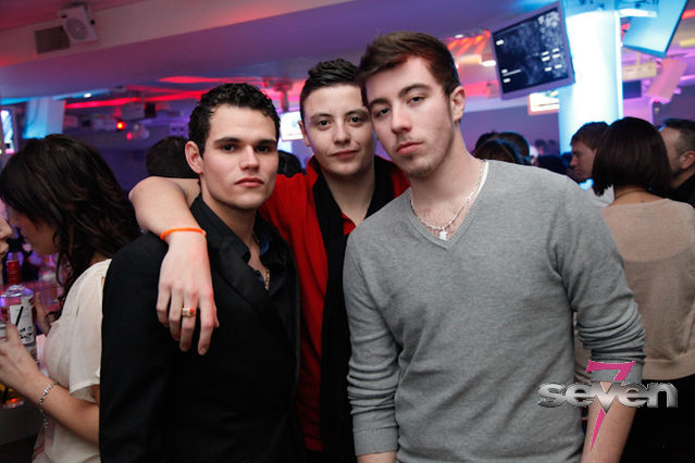 Cliquer pour voir l'image en taille réelle