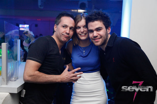 Cliquer pour voir l'image en taille réelle