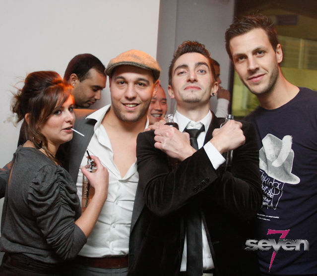 Cliquer pour voir l'image en taille réelle