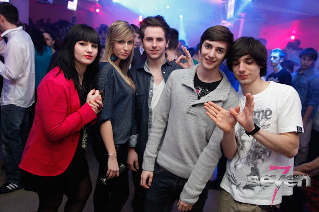 Cliquer pour voir l'image en taille réelle