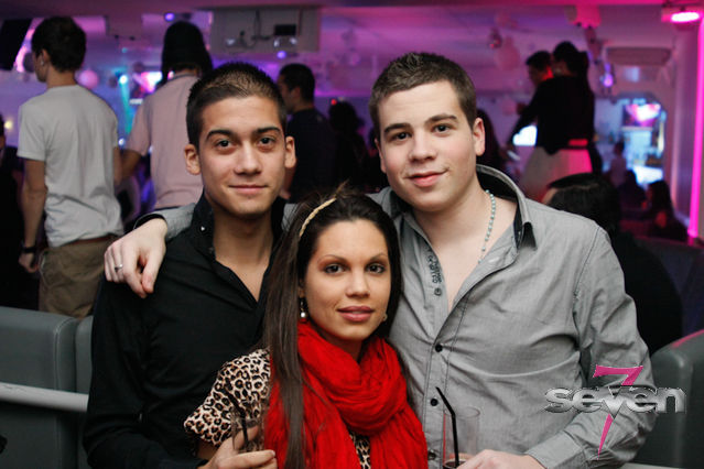 Cliquer pour voir l'image en taille réelle