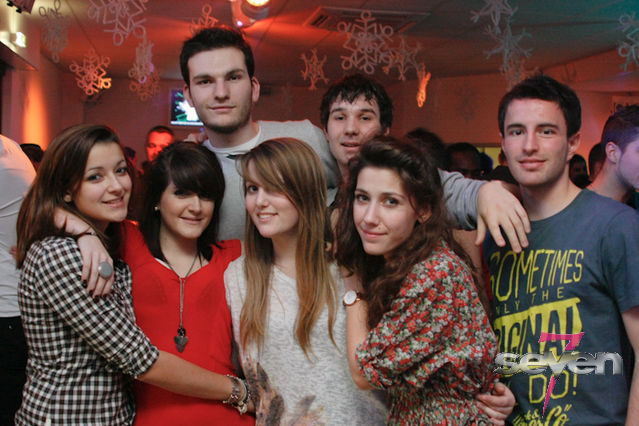 Cliquer pour voir l'image en taille réelle