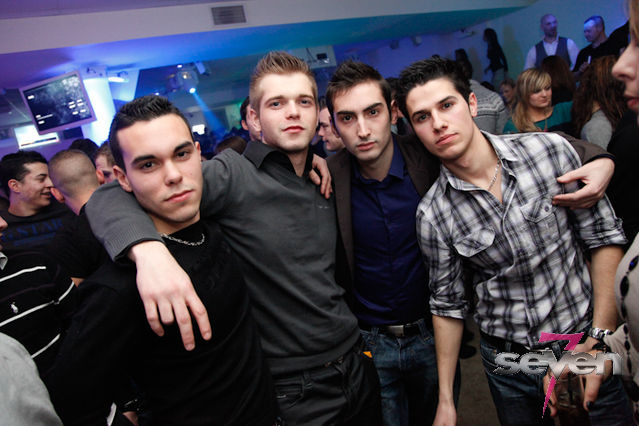 Cliquer pour voir l'image en taille réelle