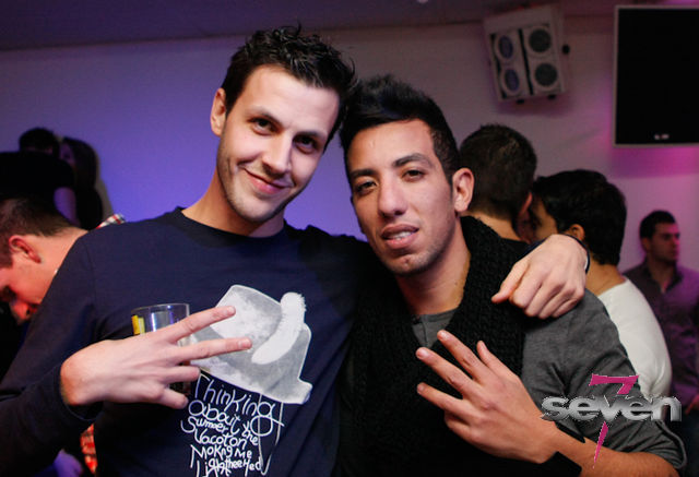 Cliquer pour voir l'image en taille réelle