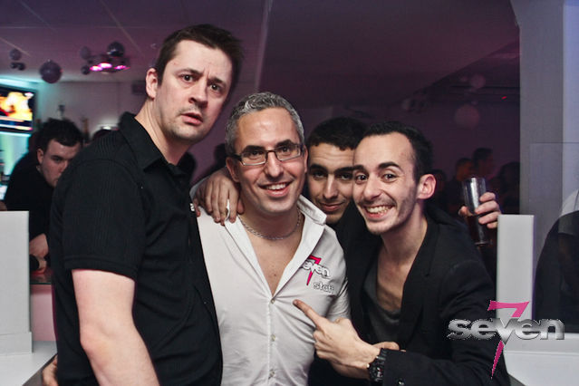 Cliquer pour voir l'image en taille réelle