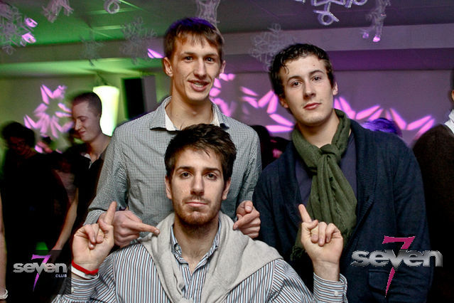 Cliquer pour voir l'image en taille réelle