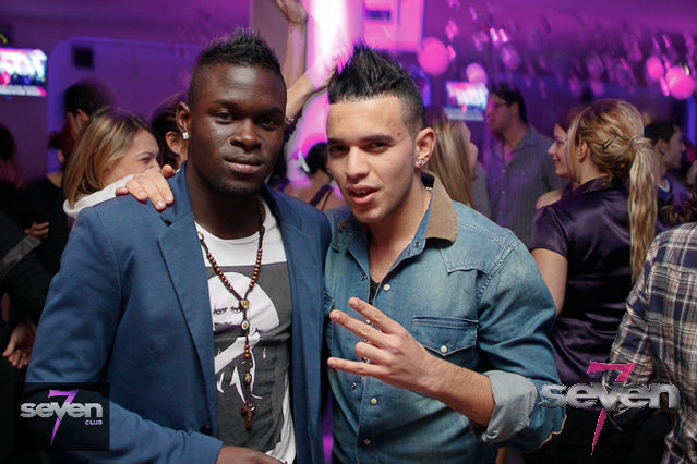 Cliquer pour voir l'image en taille réelle