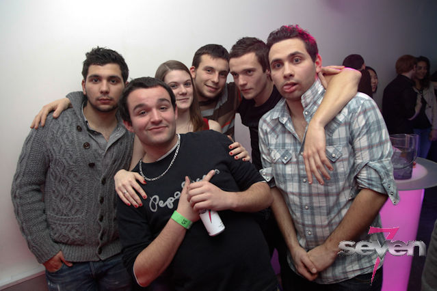 Cliquer pour voir l'image en taille réelle