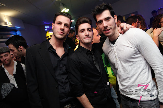 Cliquer pour voir l'image en taille réelle