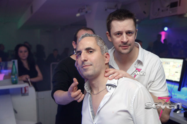 Cliquer pour voir l'image en taille réelle