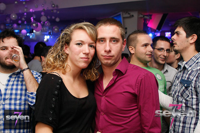 Cliquer pour voir l'image en taille réelle