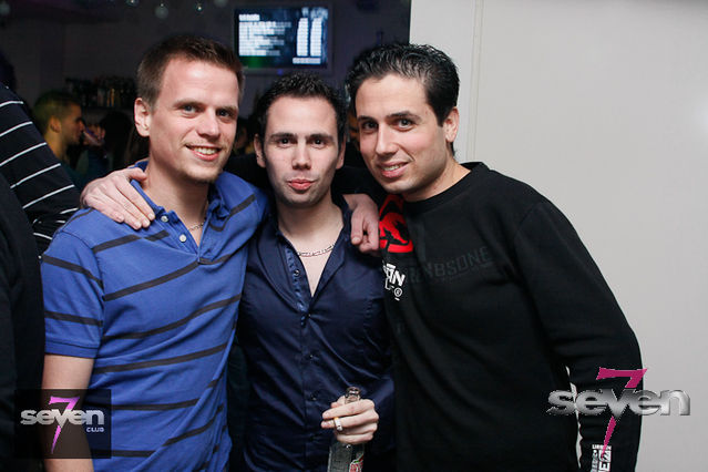 Cliquer pour voir l'image en taille réelle